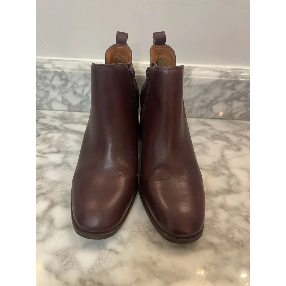 Size 8.5 Lucky Brand Women's Ankle Boot Debruh Wine Color Bootie, Block Heel - Picture 3 of 7